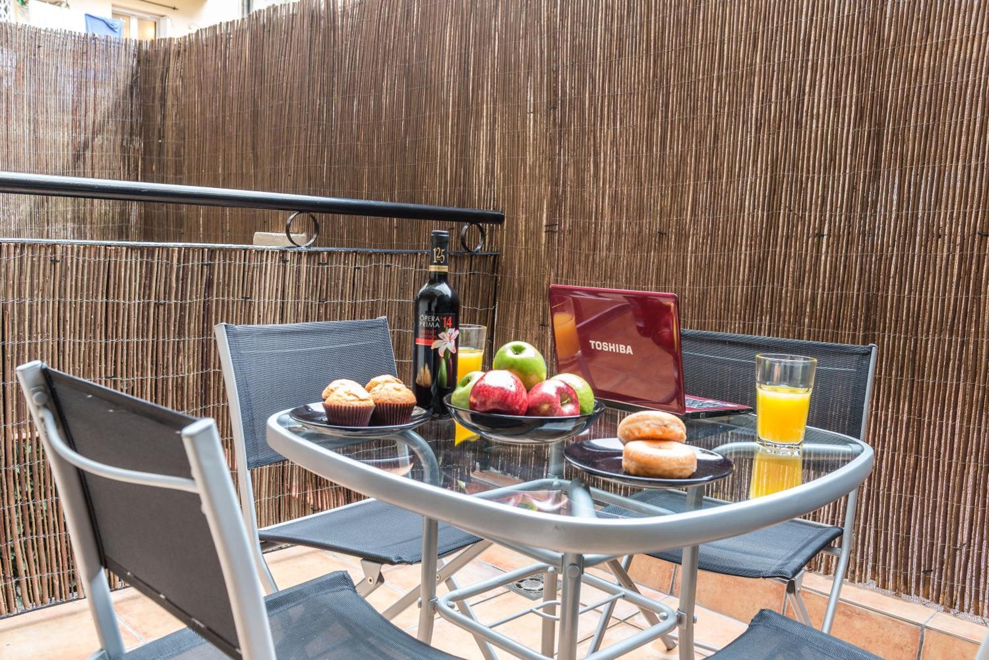 Apartamento de 2 dormitorios con terraza