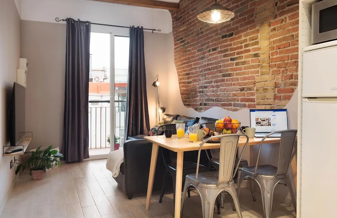 City Center Two Bedrooms Apartment, In A 1870'S Full Renewed Building-1