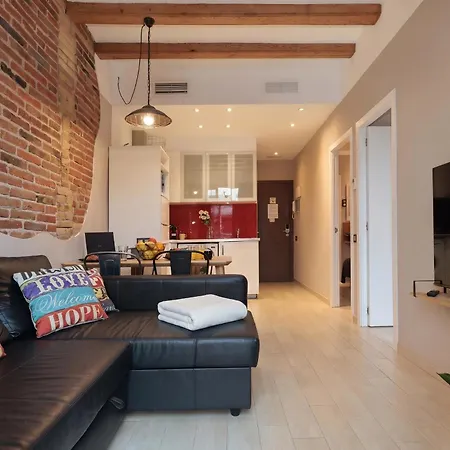 City Center Two Bedrooms Apartment, In A 1870'S Full Renewed Building-3